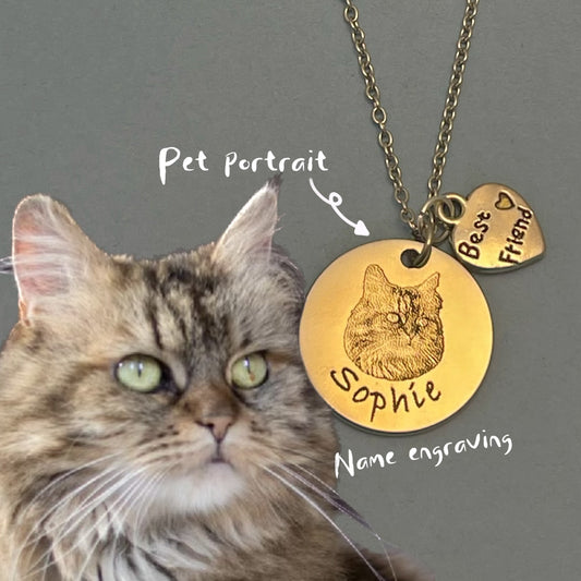 Sketch-Style Pet Portrait Necklace